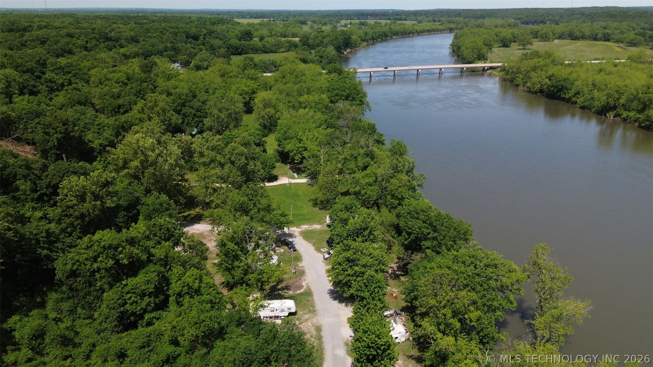 9596 N 447 Road Property Photo 5