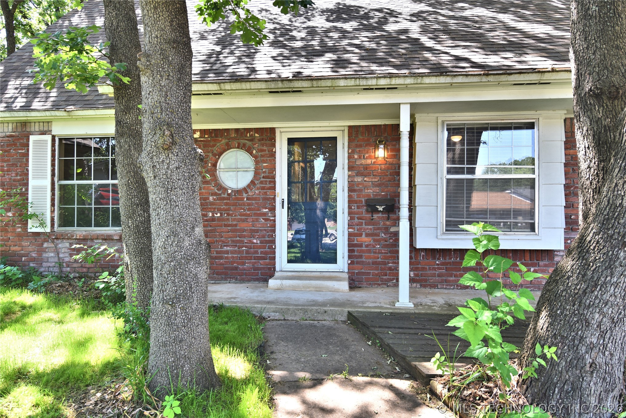 316 Redbud Court Property Photo 3