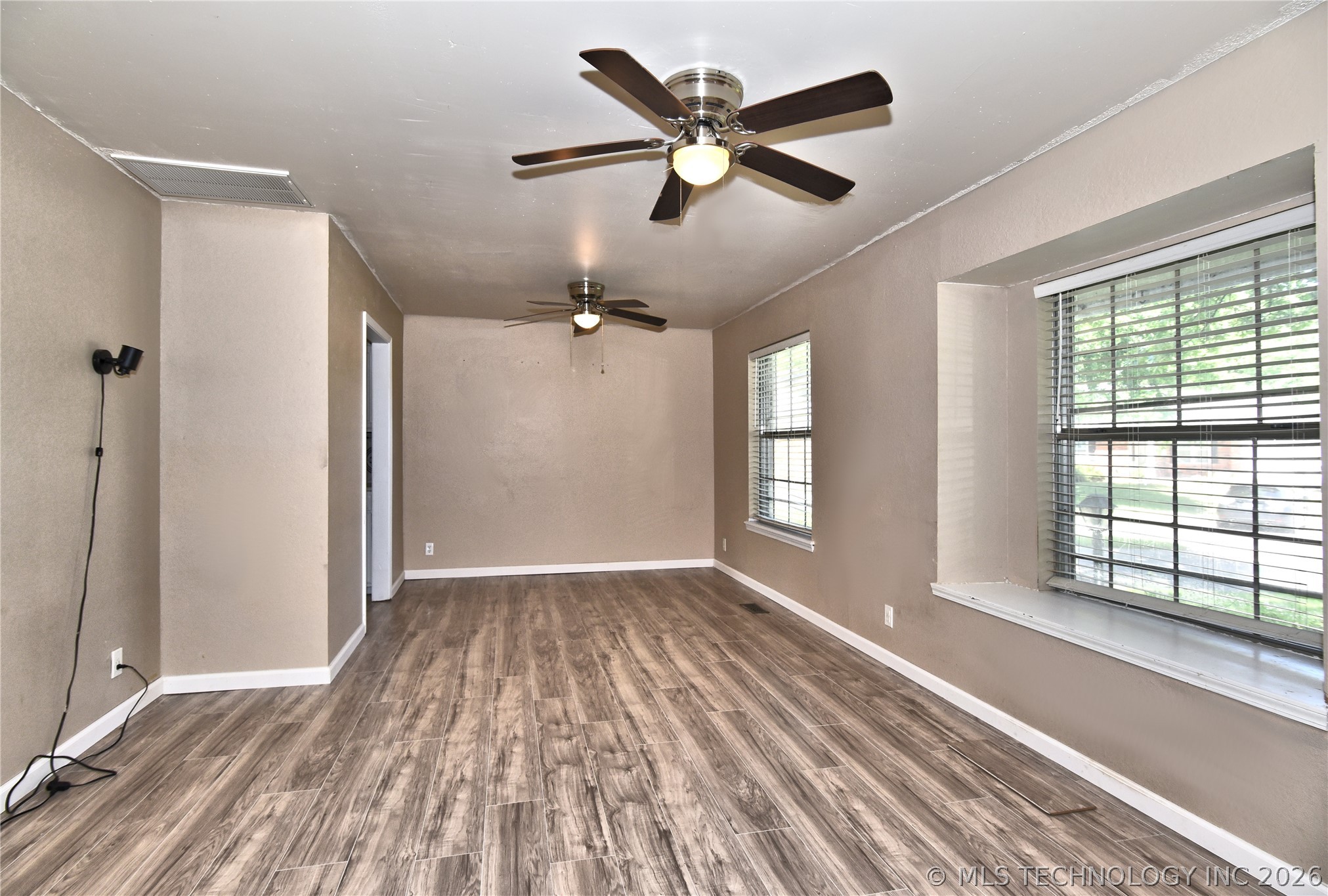 316 Redbud Court Property Photo 4