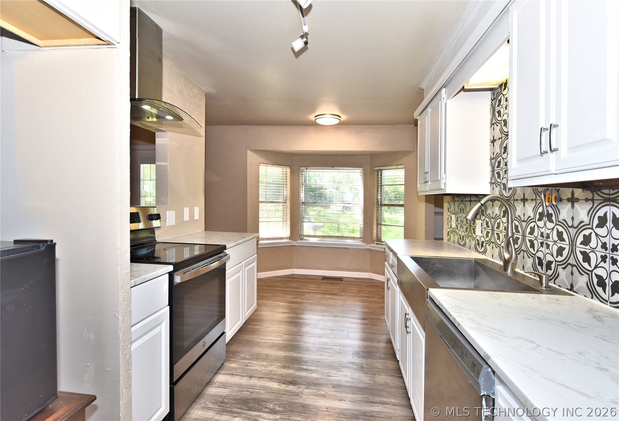 316 Redbud Court Property Photo 12