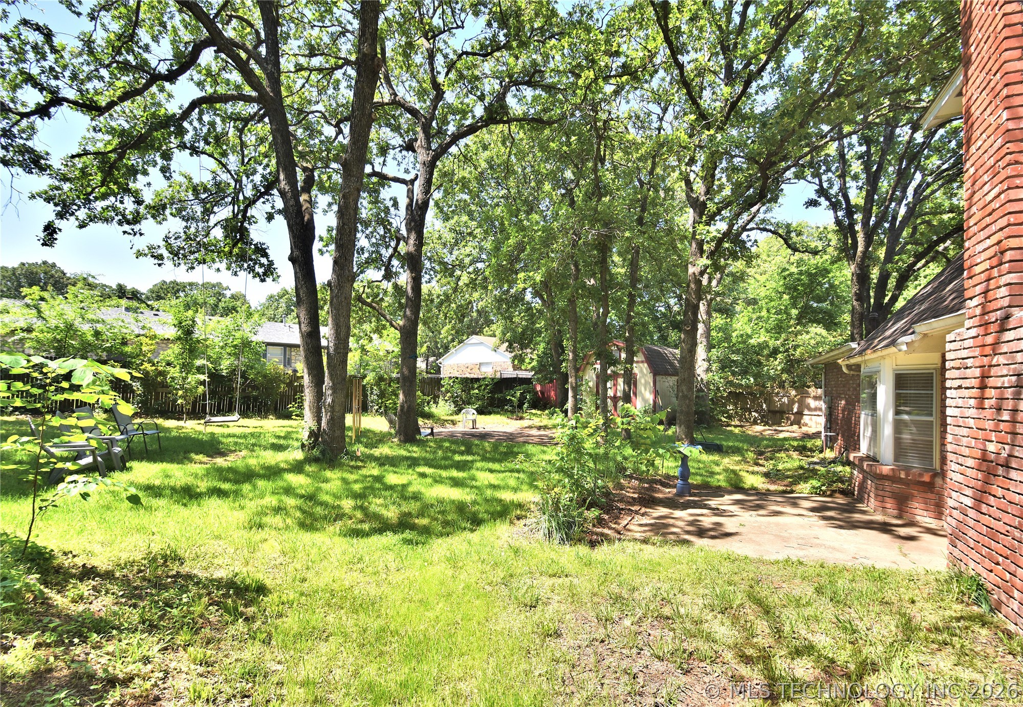 316 Redbud Court Property Photo 26