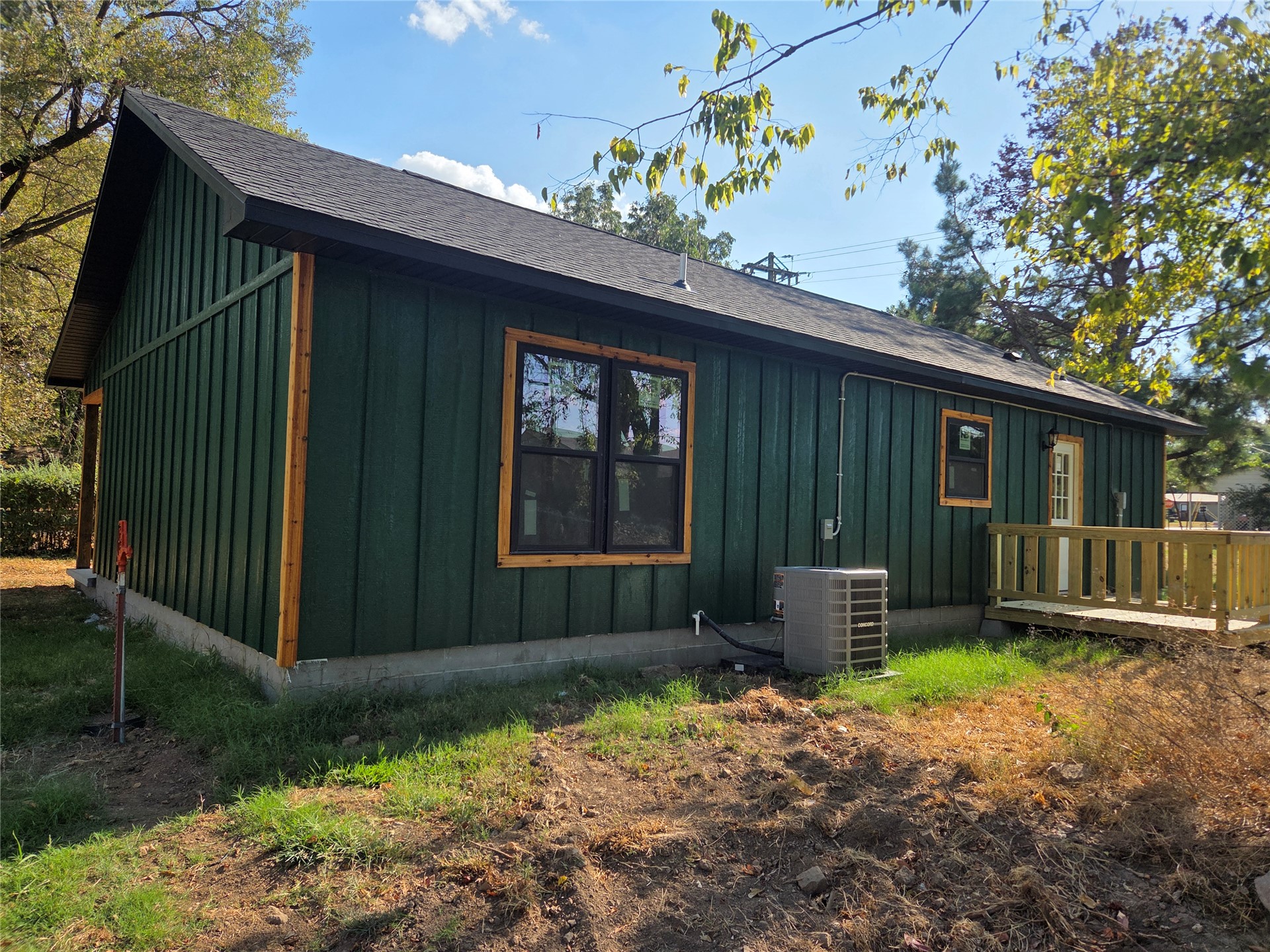 1344 W Main Avenue Property Photo 6