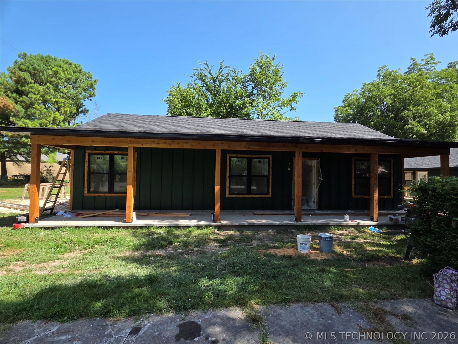 1344 W Main Avenue Property Photo 7