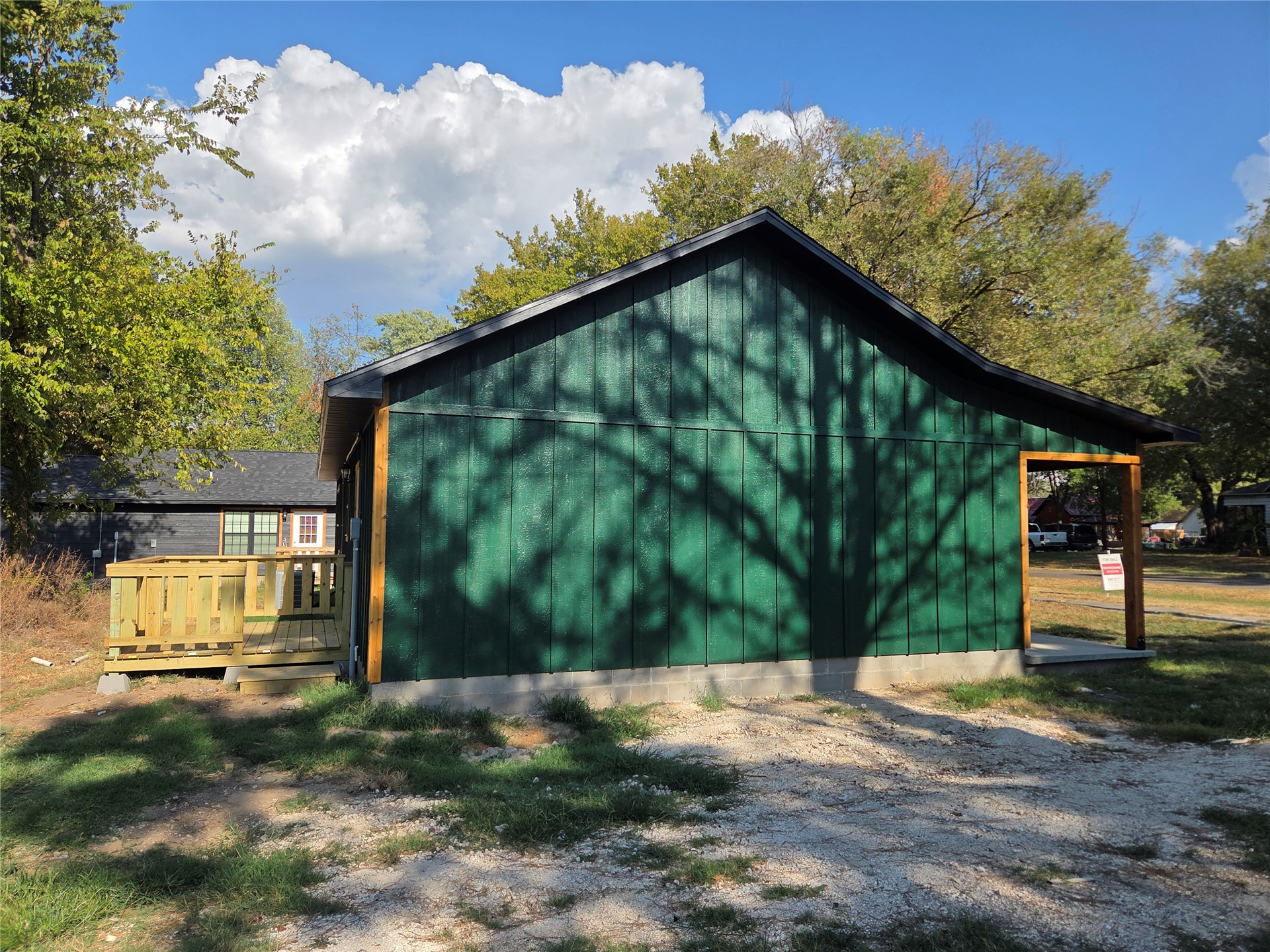 1344 W Main Avenue Property Photo 8