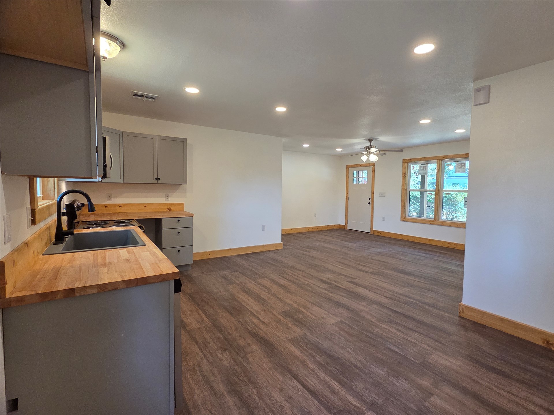 1344 W Main Avenue Property Photo 22