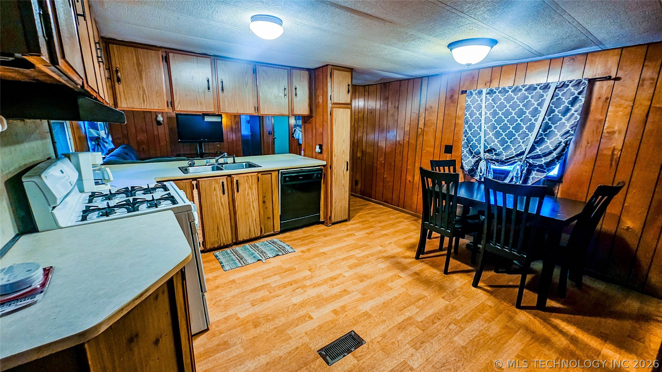 120347 S 4186 Road Property Photo 23