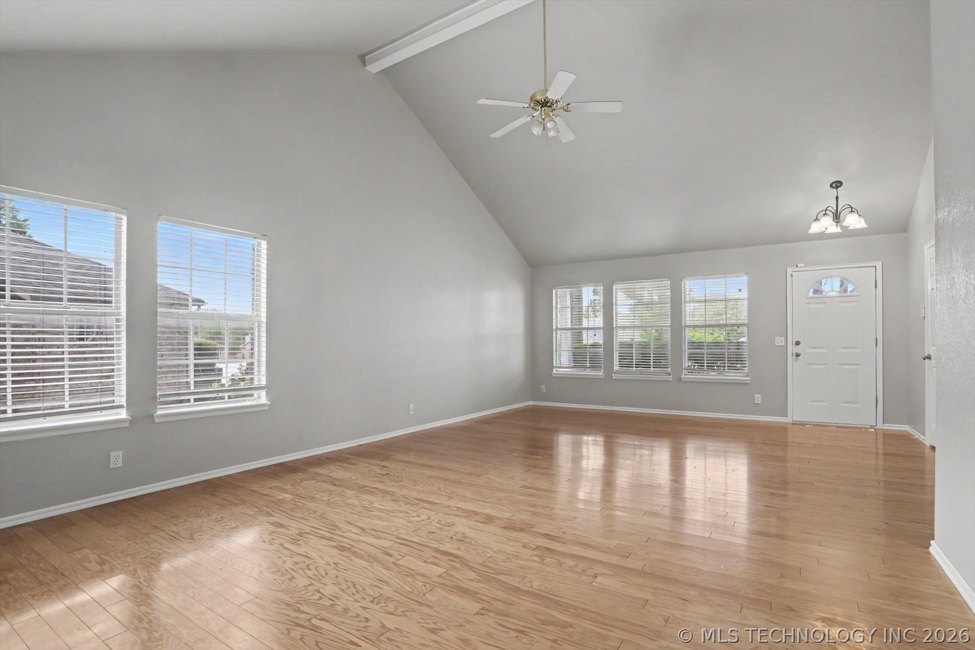 11245 S Nandina Avenue Property Photo 4