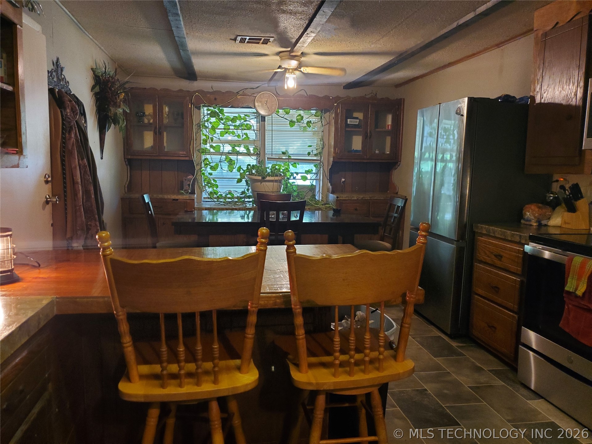 204 Curtis Property Photo 23