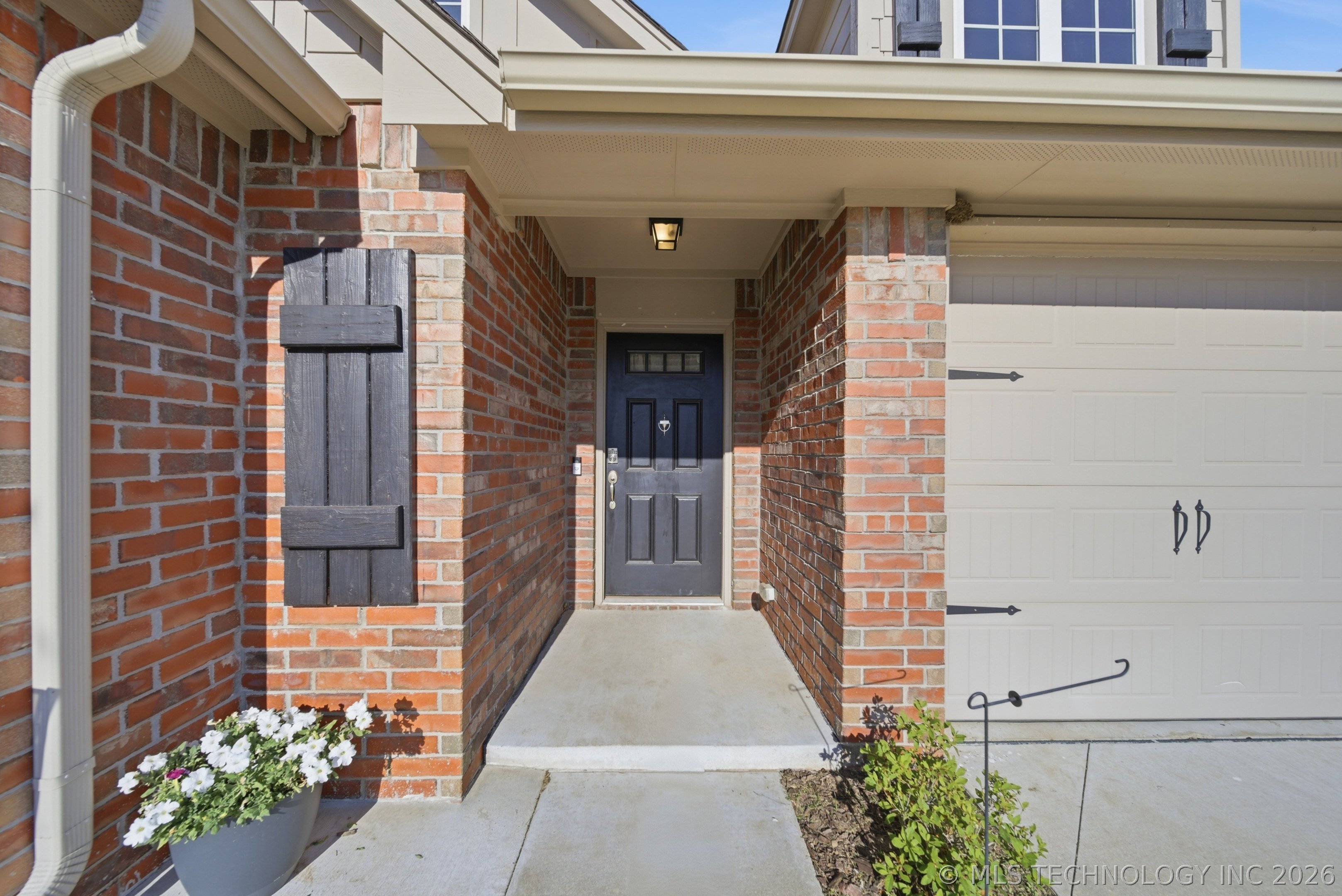 13633 S Kenosha Avenue Property Photo 4