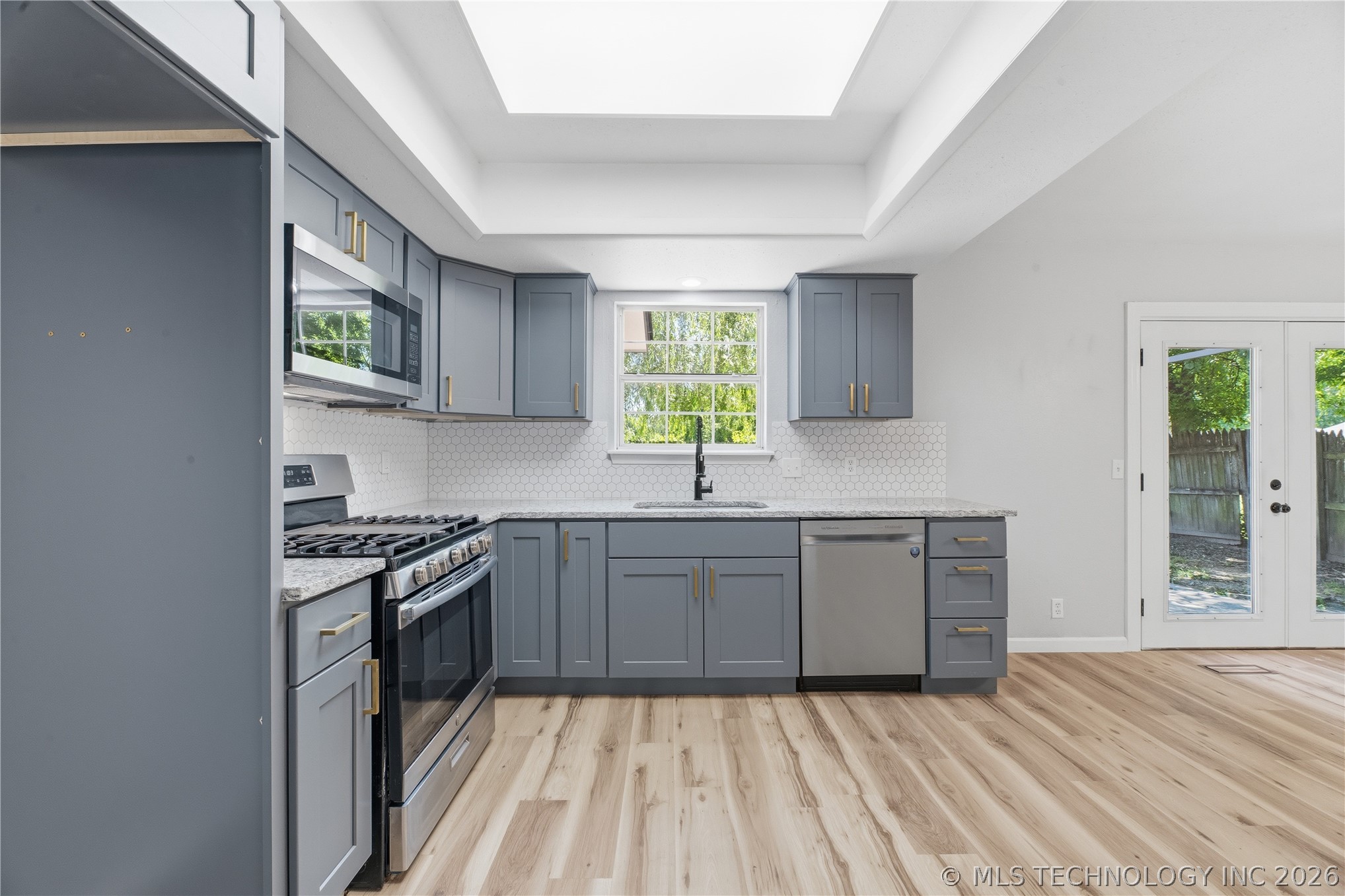 1205 N Ironwood Place Property Photo 10