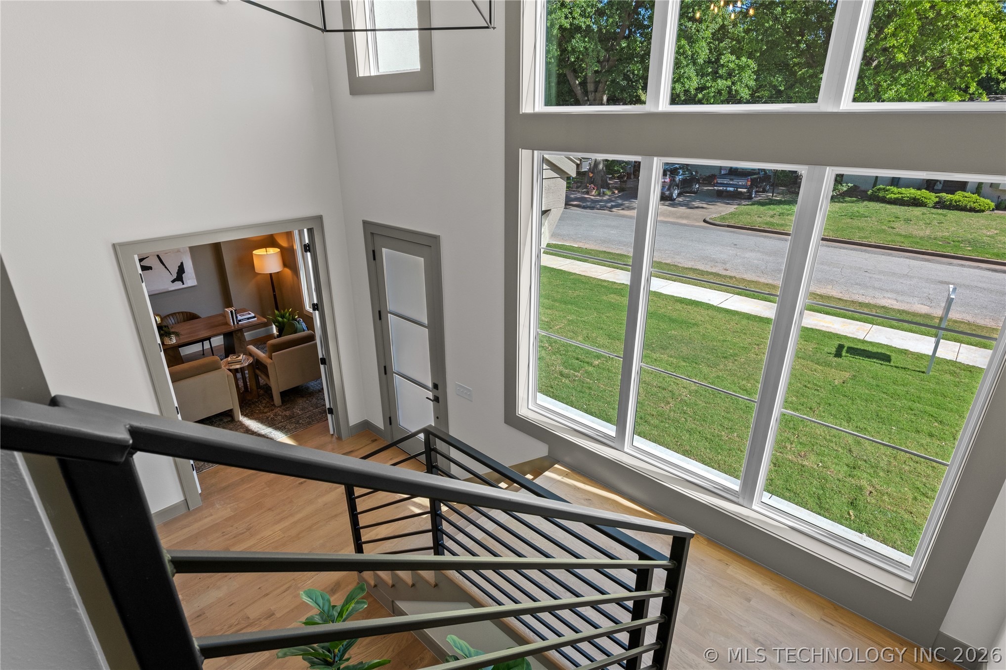 231 E 35th Place Property Photo 10