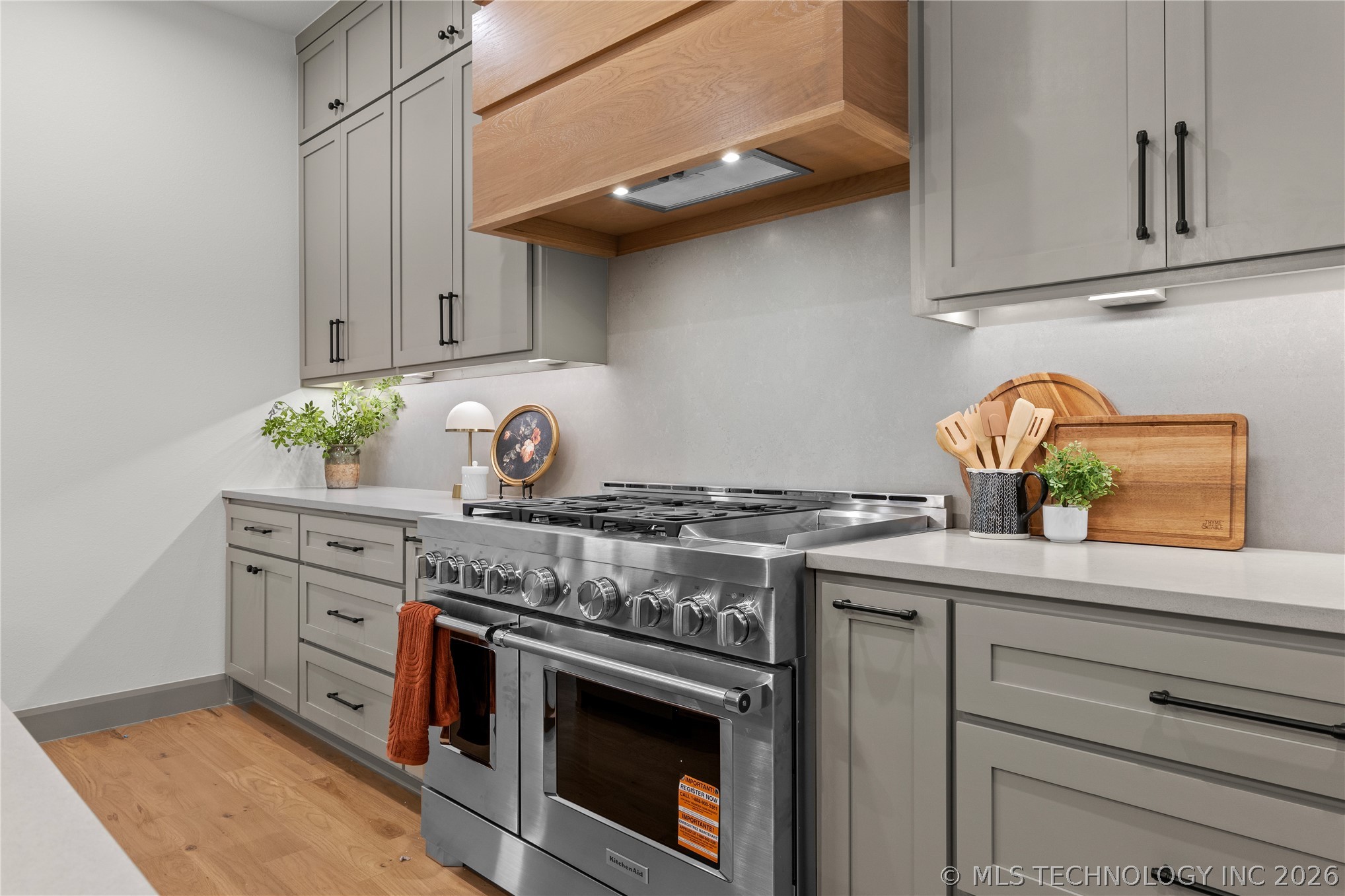 231 E 35th Place Property Photo 31