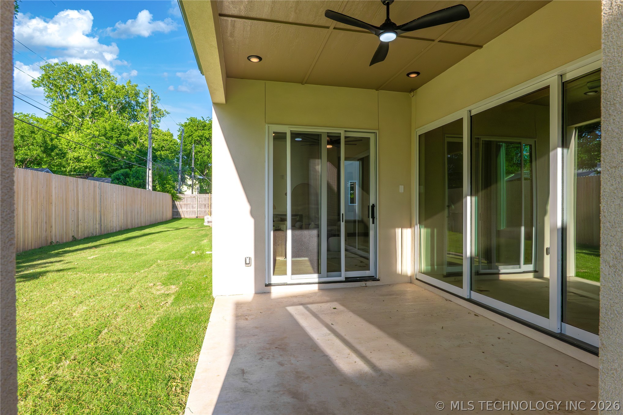 231 E 35th Place Property Photo 89