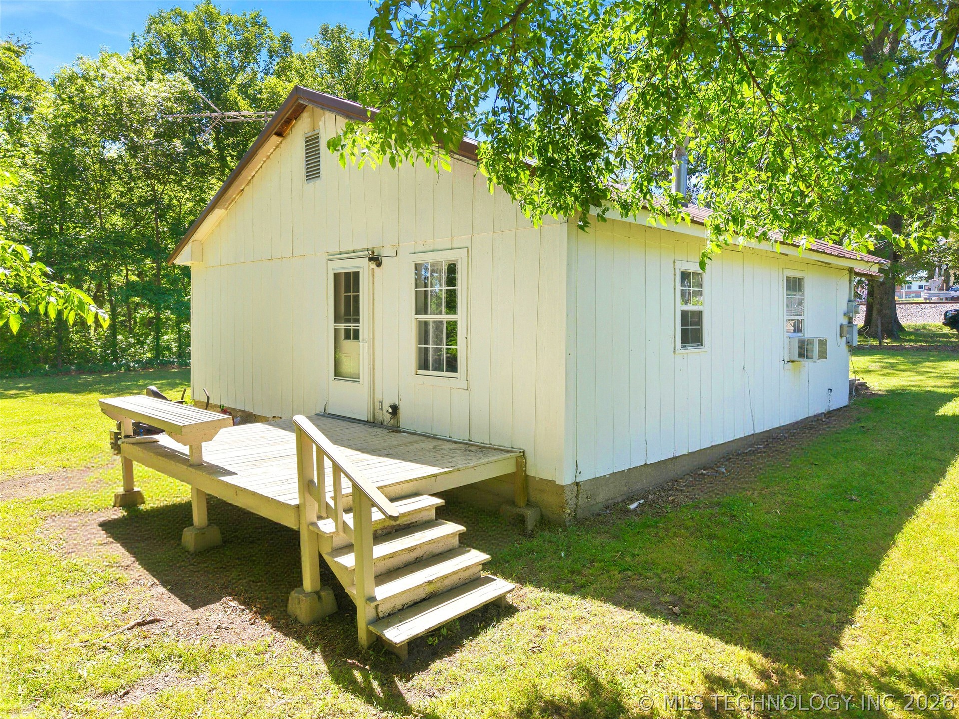 464220 E 888 Road Property Photo 13