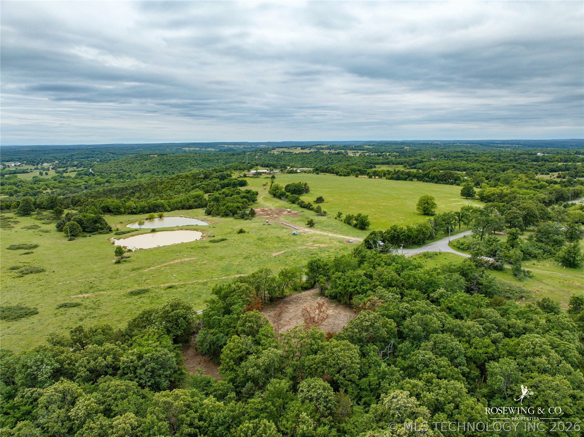 Pine Tree Road Property Photo 20