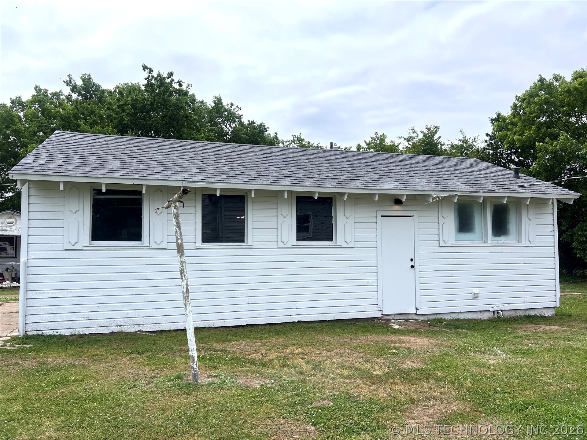 70 E Washington Avenue Property Photo 41