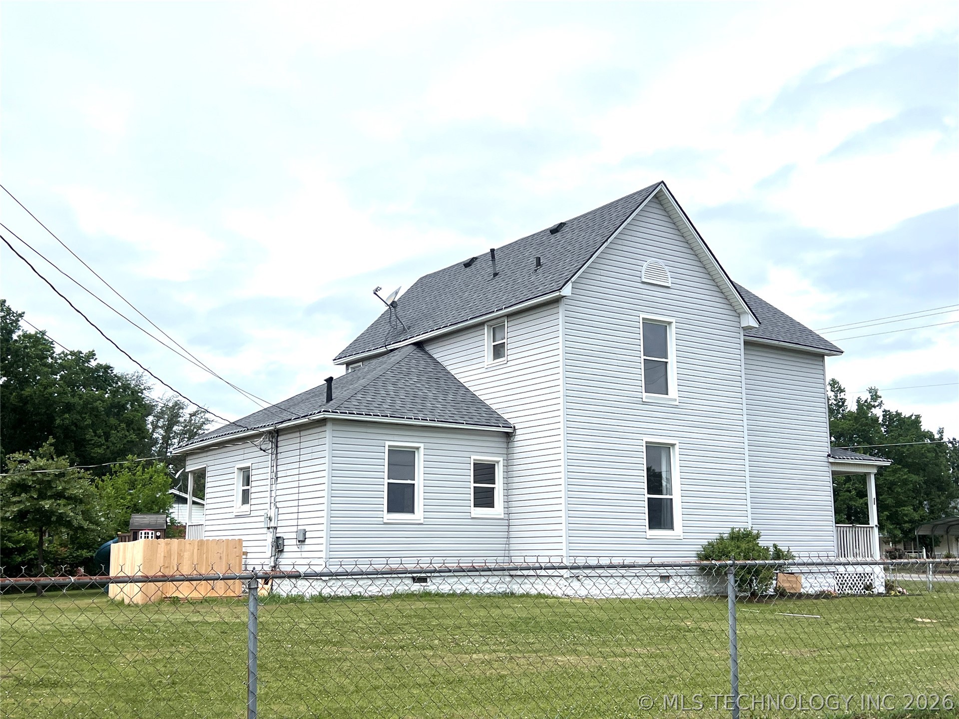 70 E Washington Avenue Property Photo 43