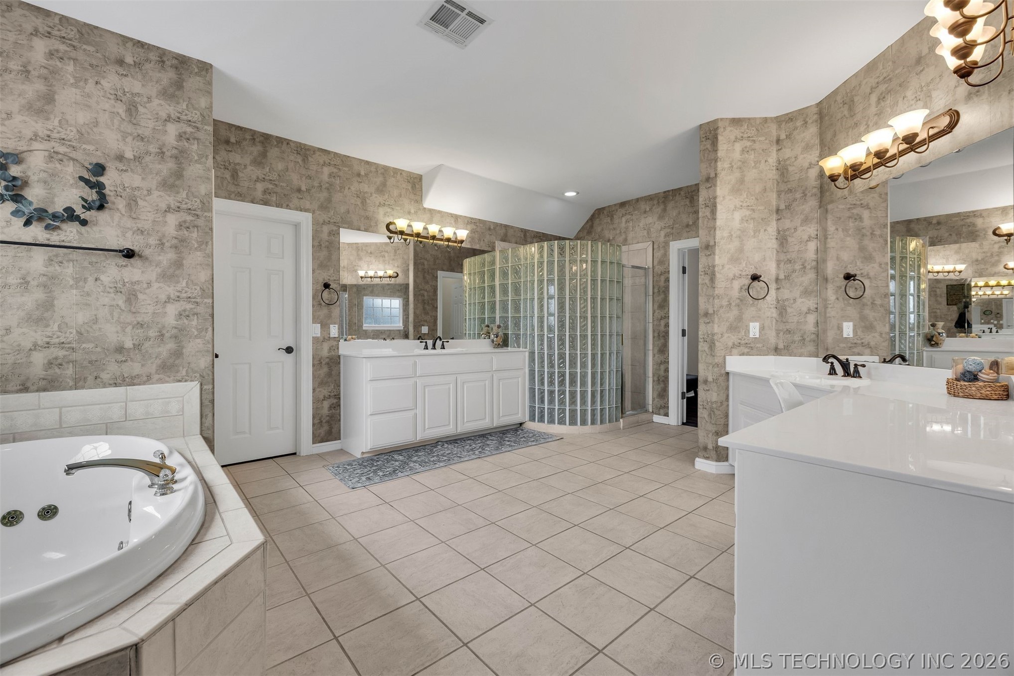 600 Laury Lane Property Photo 38