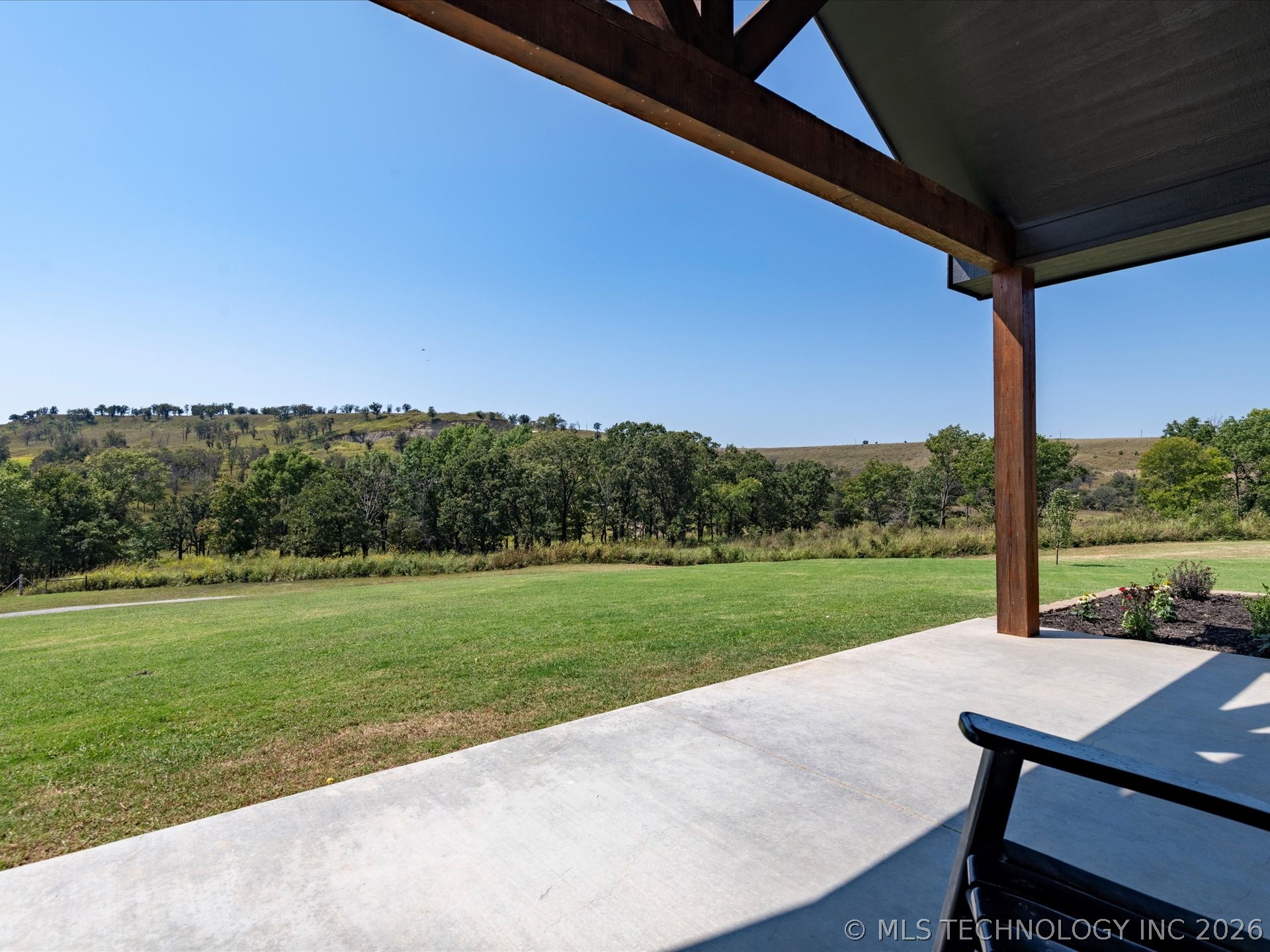 393152 W 2600 Road Property Photo 4
