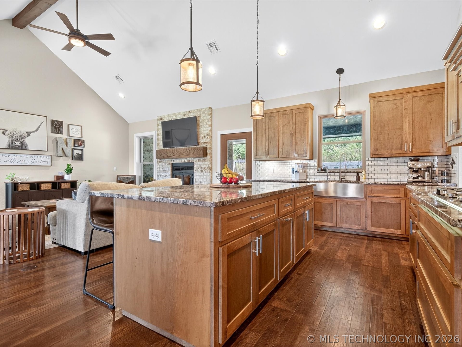 393152 W 2600 Road Property Photo 15