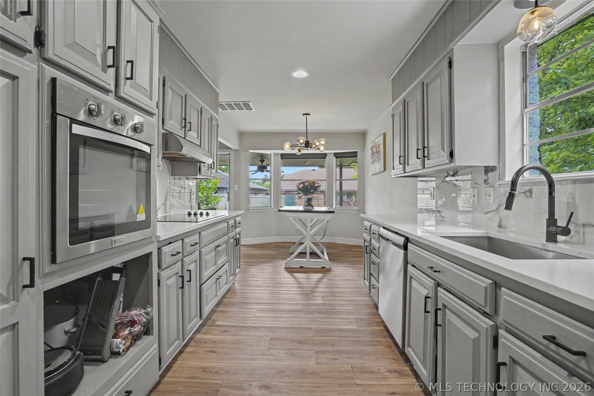 10214 E 24th Street Property Photo 15