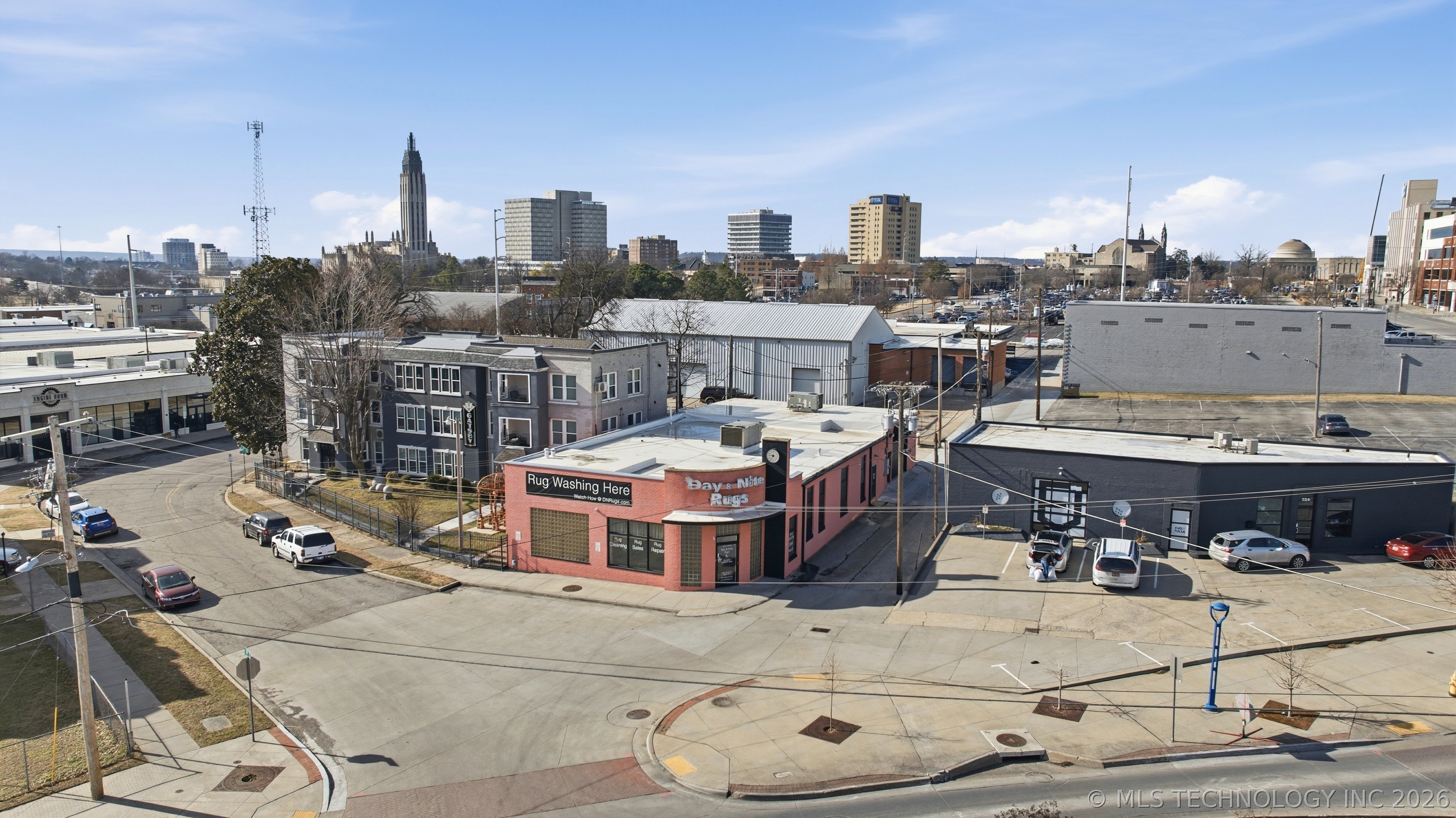 1012 S Elgin Avenue Property Photo 3