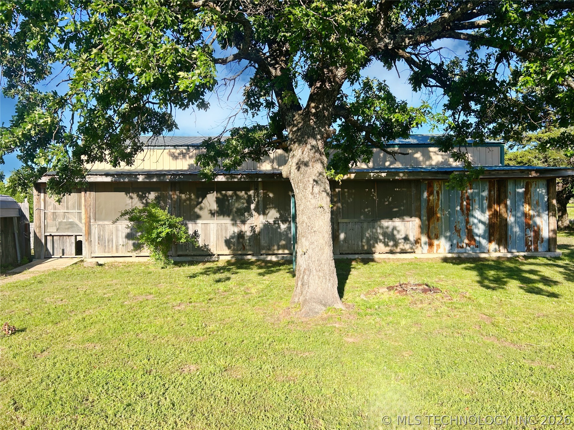 29901 W Hwy 66 Property Photo 1