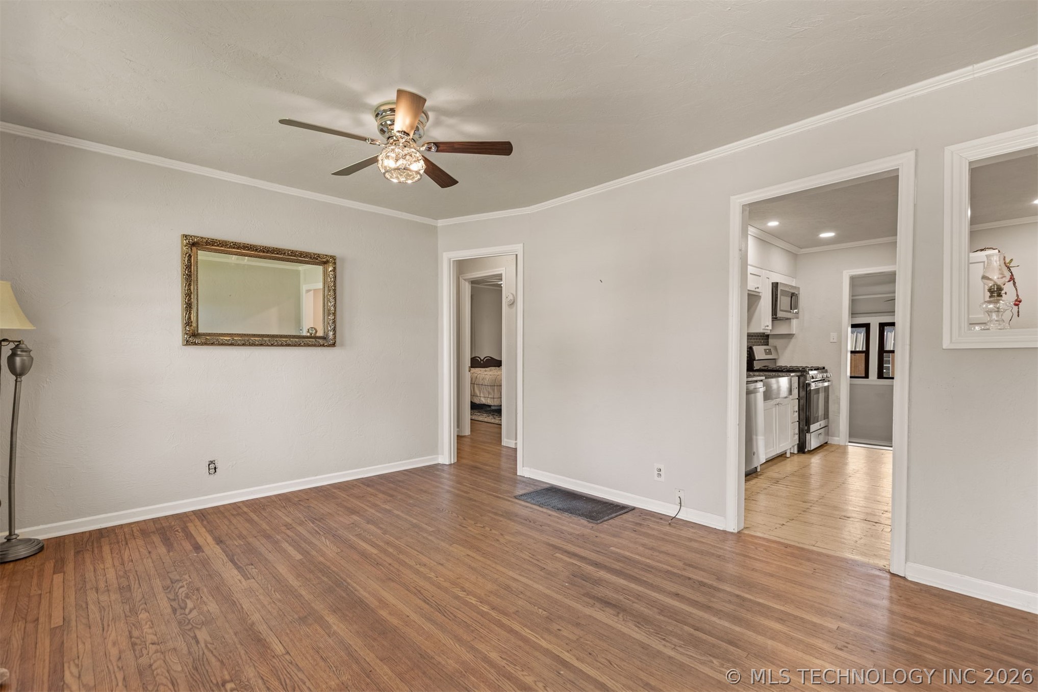 5116 E Cameron Street Property Photo 9