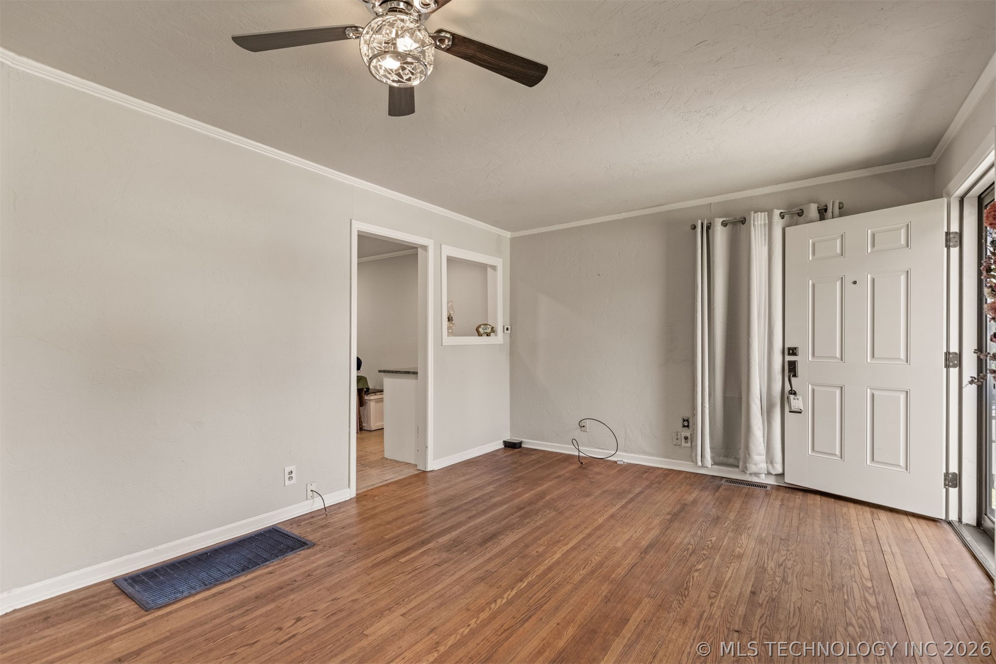 5116 E Cameron Street Property Photo 10