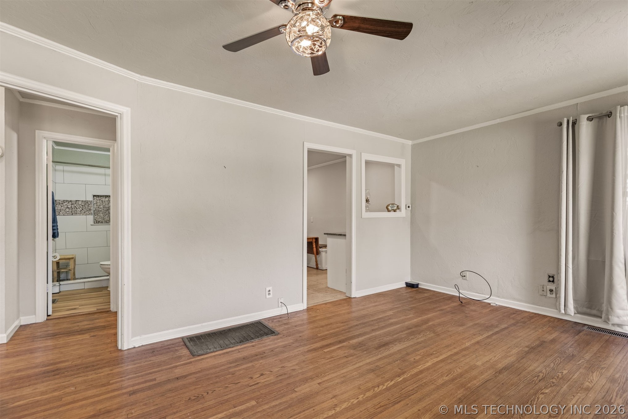 5116 E Cameron Street Property Photo 11