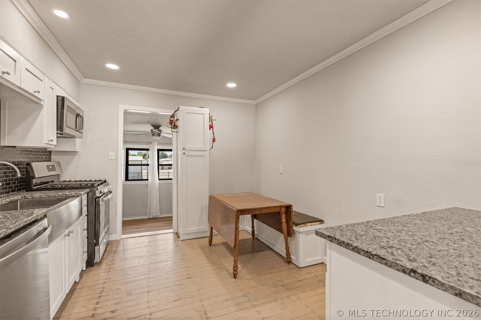 5116 E Cameron Street Property Photo 18