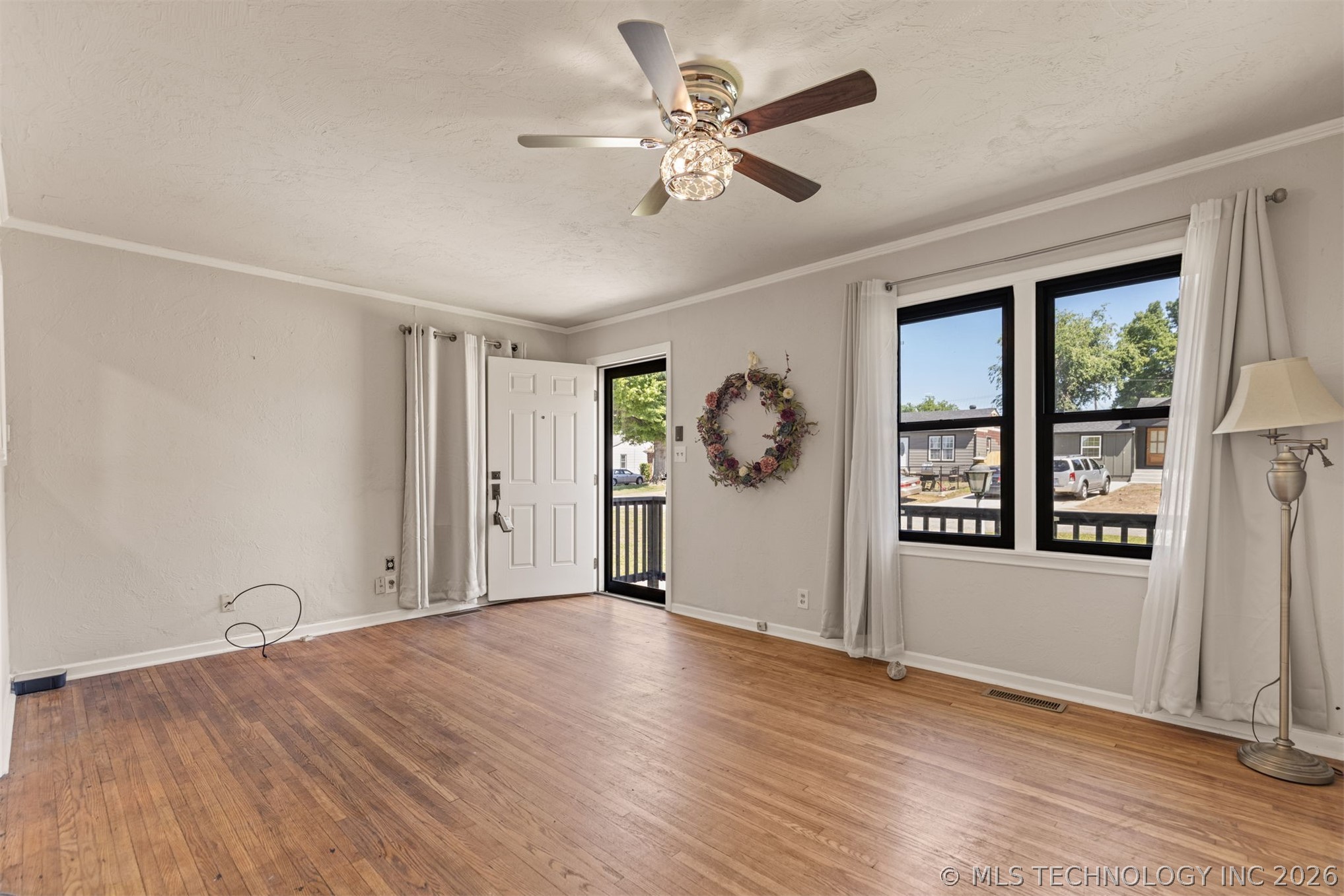 5116 E Cameron Street Property Photo 40
