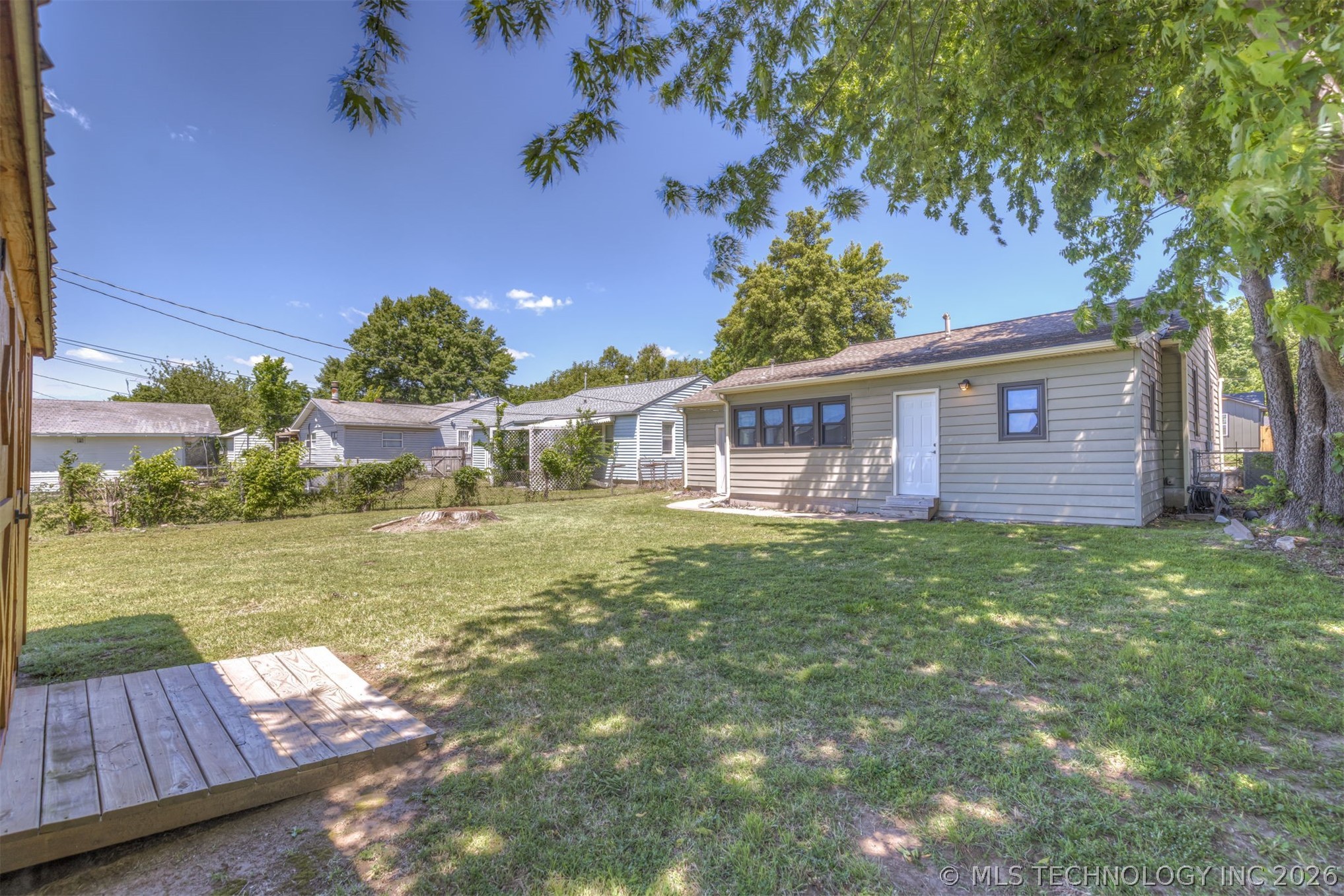 5116 E Cameron Street Property Photo 51