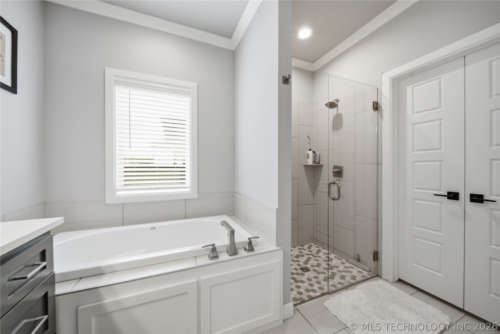 803 E Delmar Place Property Photo 34
