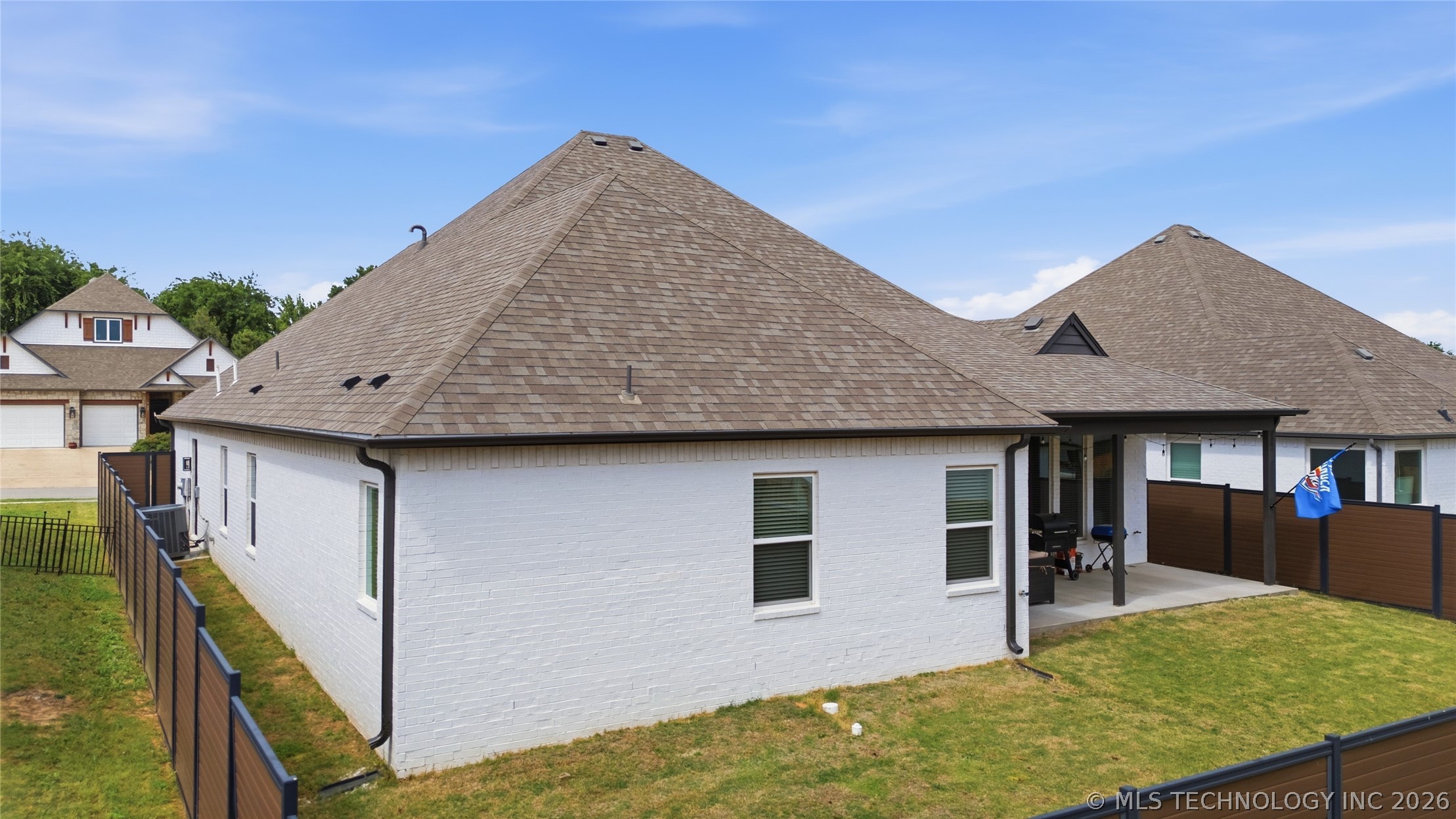 803 E Delmar Place Property Photo 47