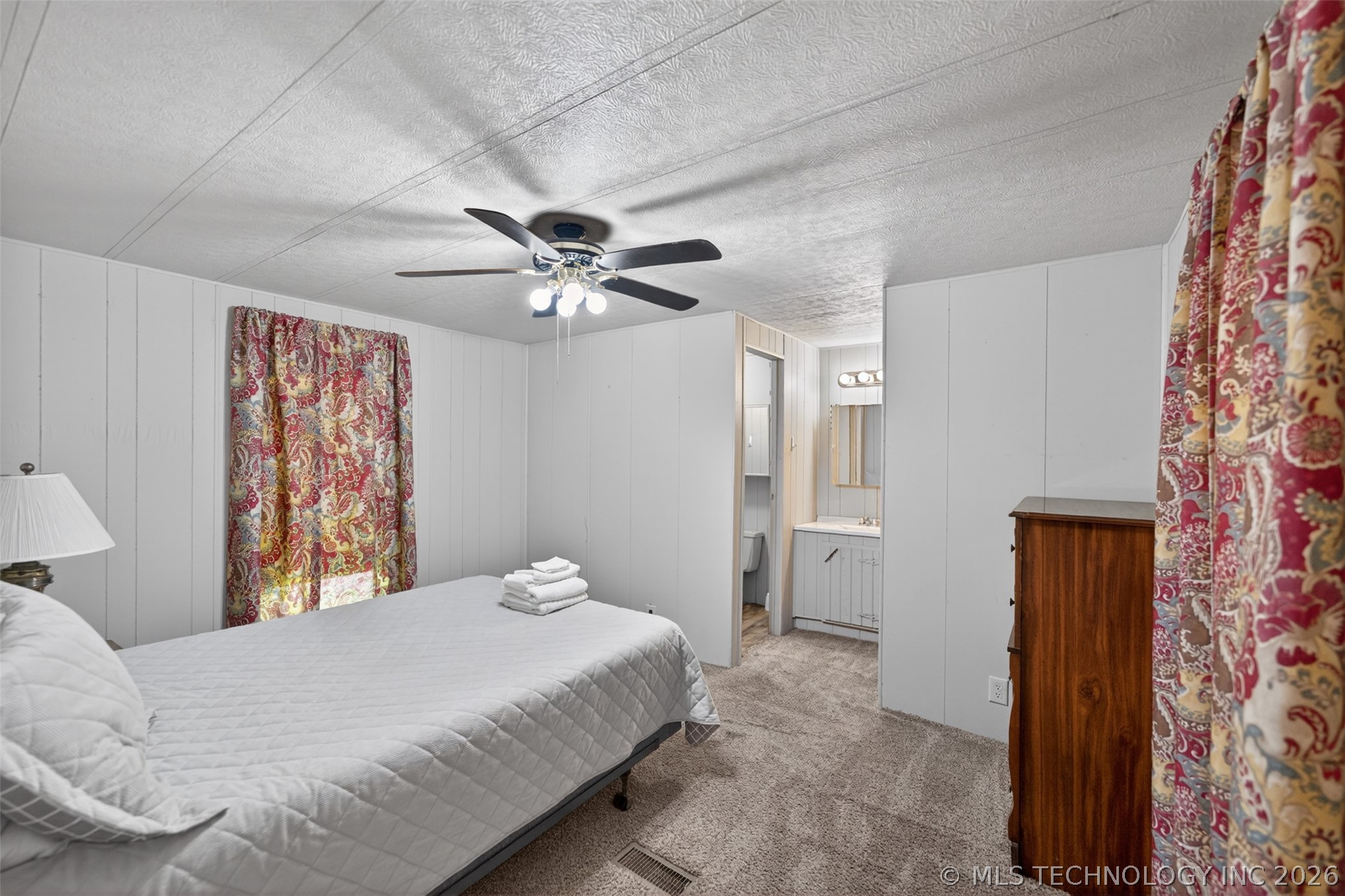 9207 N 447 Road Property Photo 8