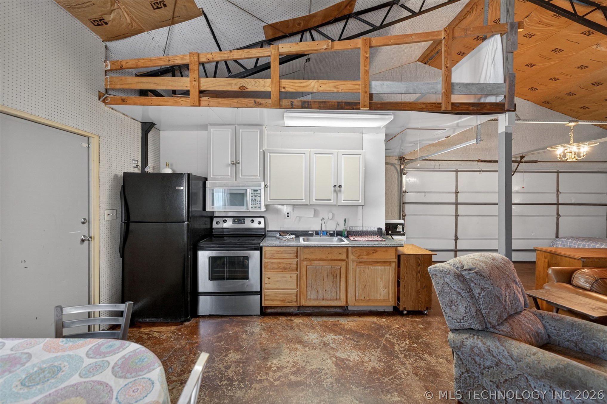 9207 N 447 Road Property Photo 16