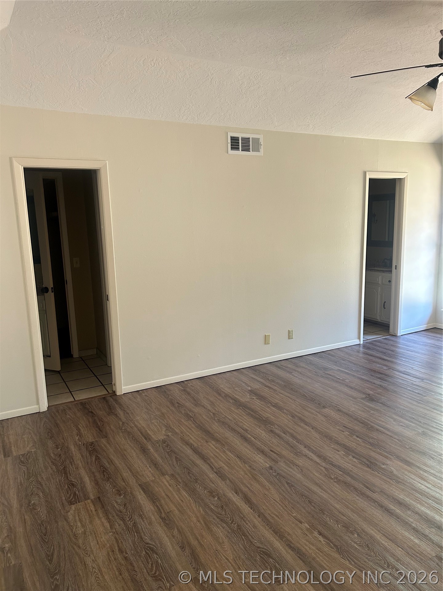 2913 Springdale Lane Property Photo 25