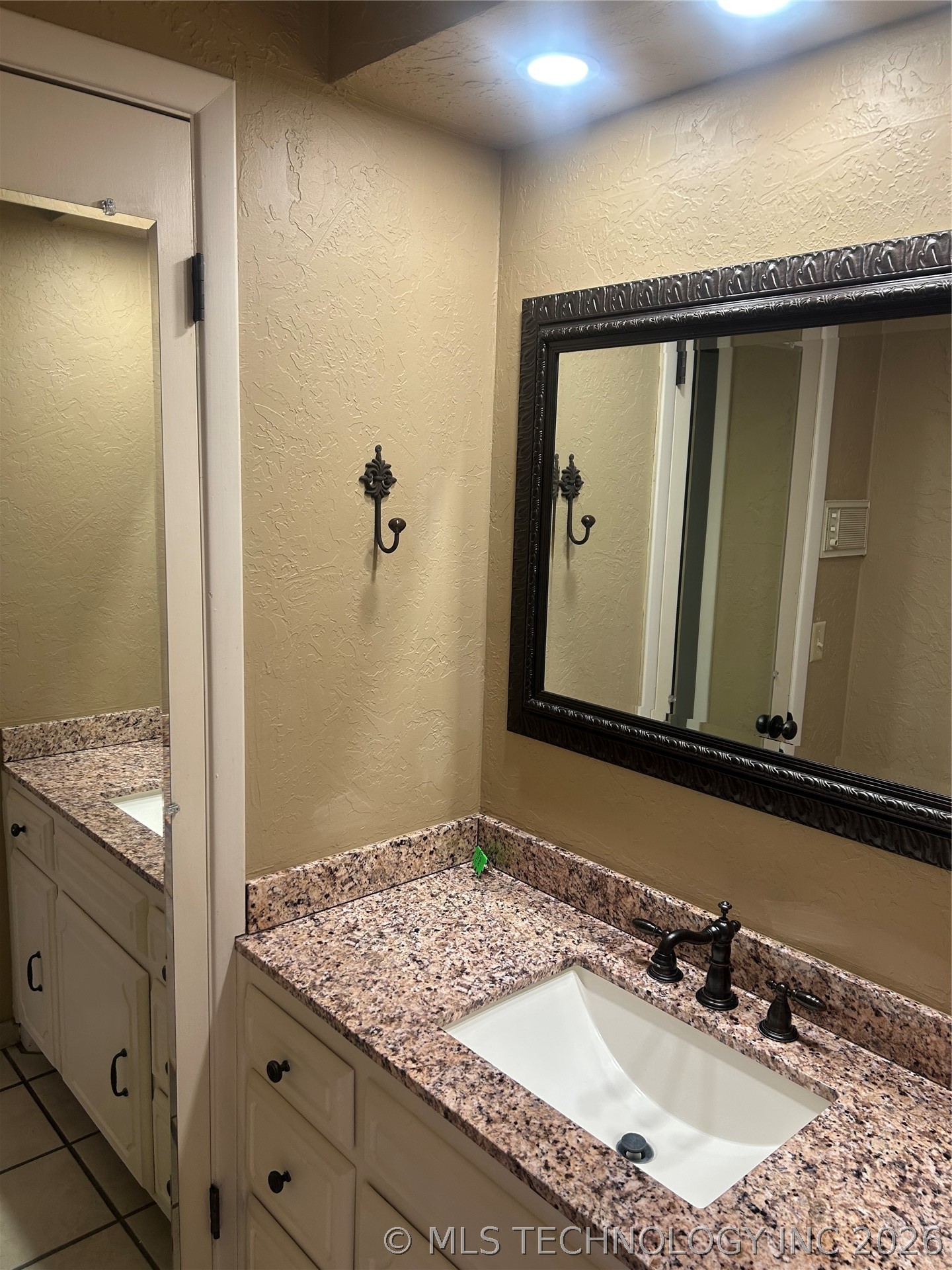 2913 Springdale Lane Property Photo 30