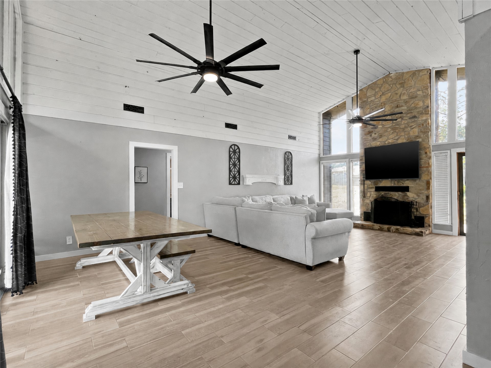 206 Tanglewood Property Photo 7