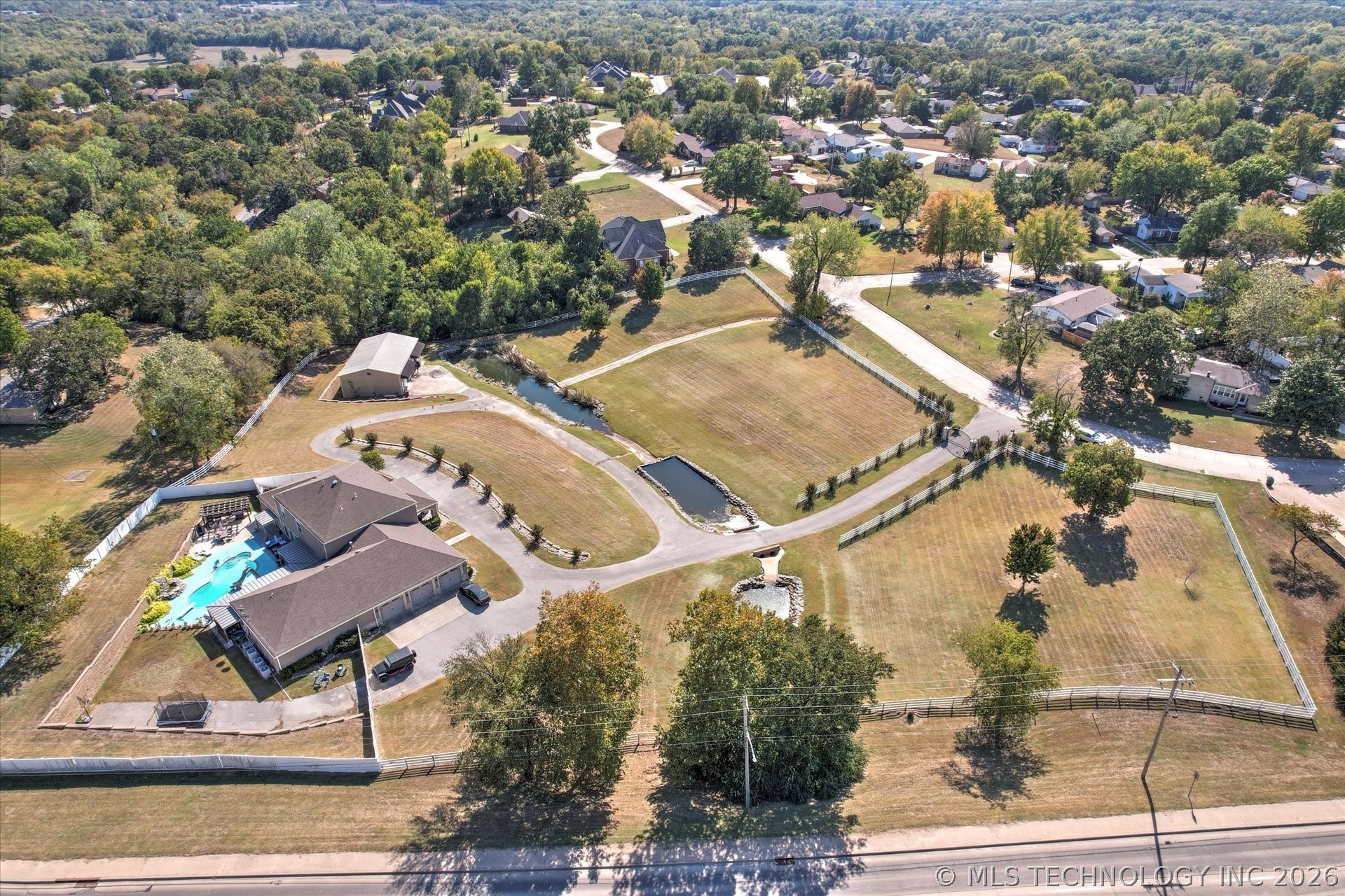 1241 Circle Drive Property Photo 42
