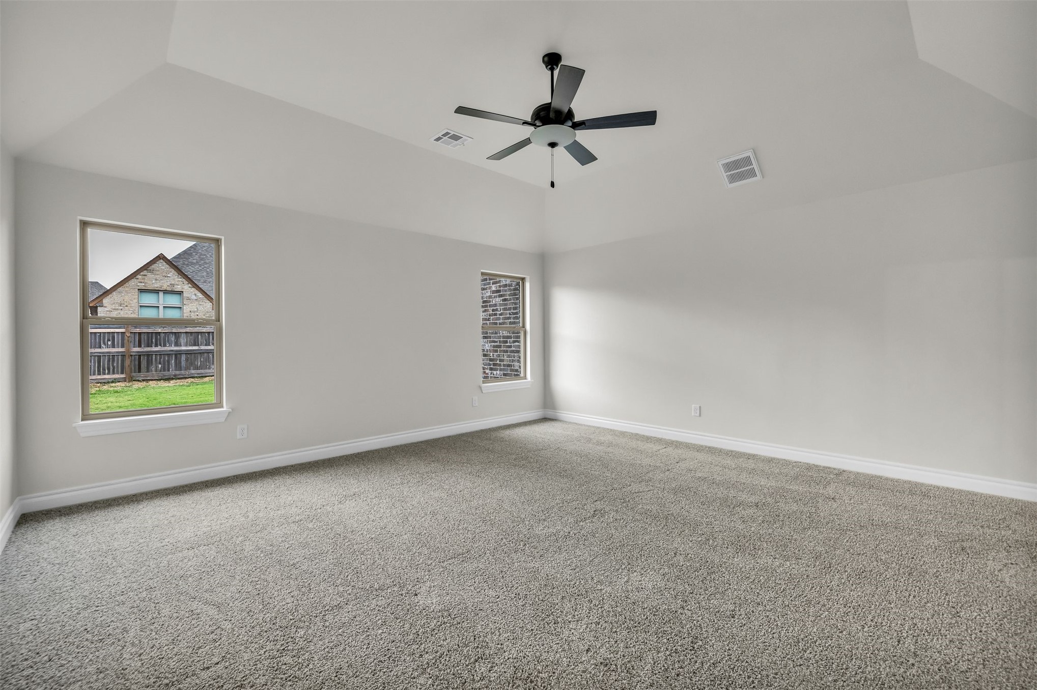 2916 E Northampton Street Property Photo 15