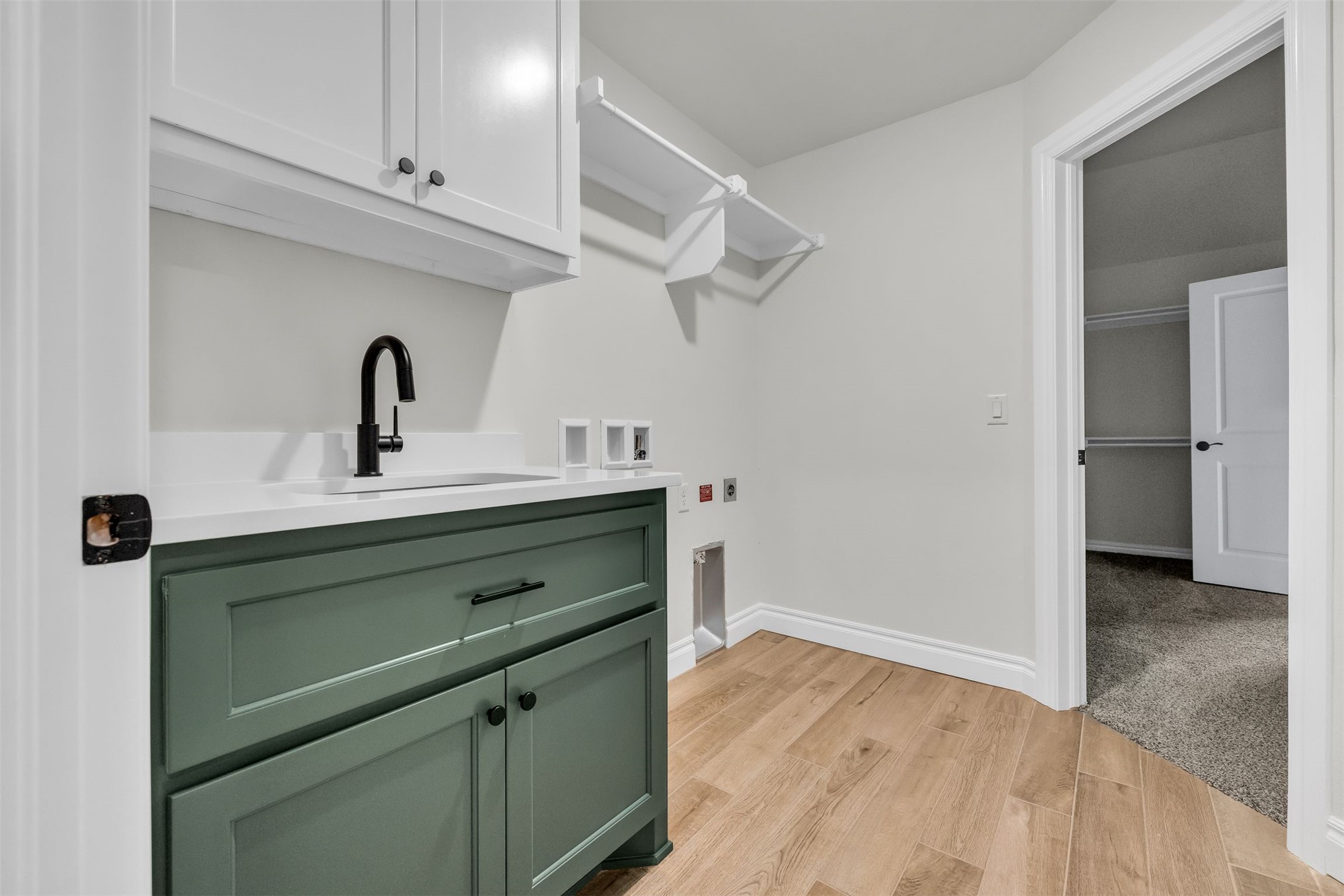 2916 E Northampton Street Property Photo 20