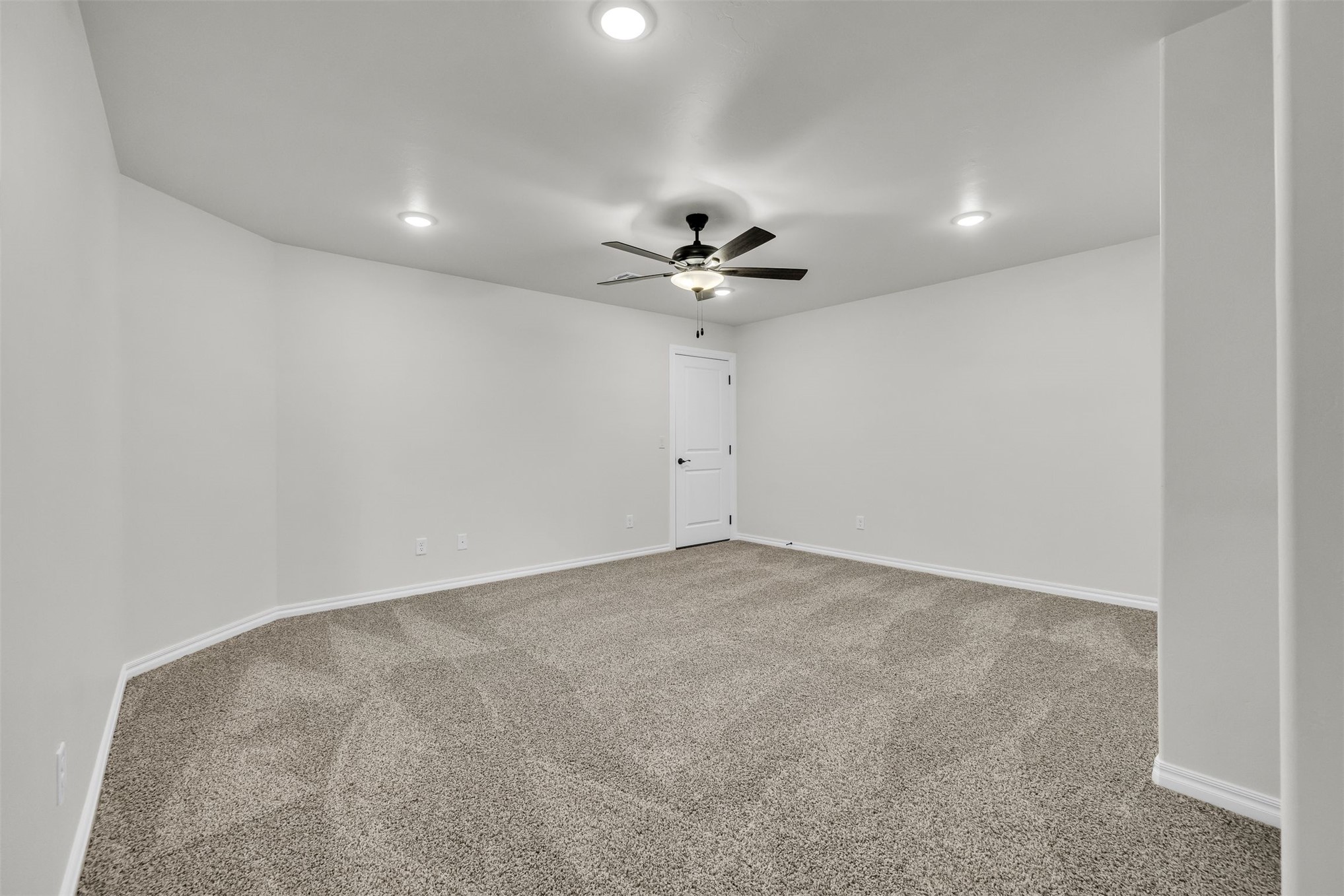 2916 E Northampton Street Property Photo 22
