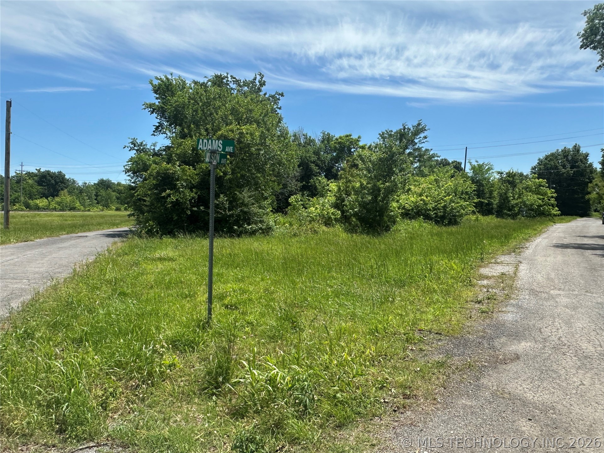 607 S Jackson Avenue Property Photo 3