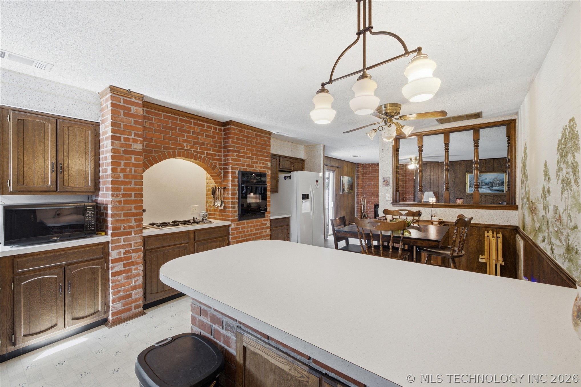 7707 E 57th Street Property Photo 9