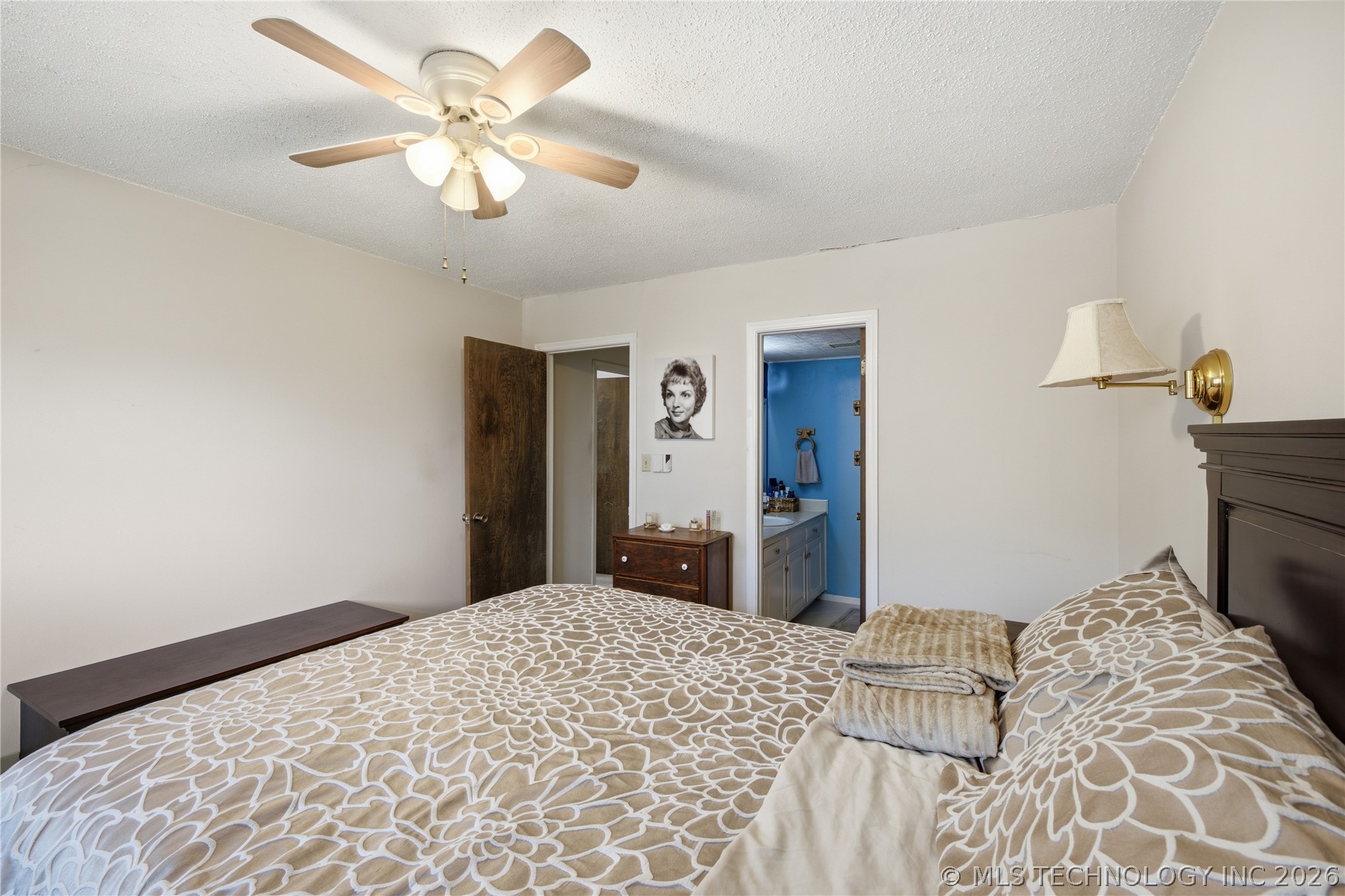 7707 E 57th Street Property Photo 15