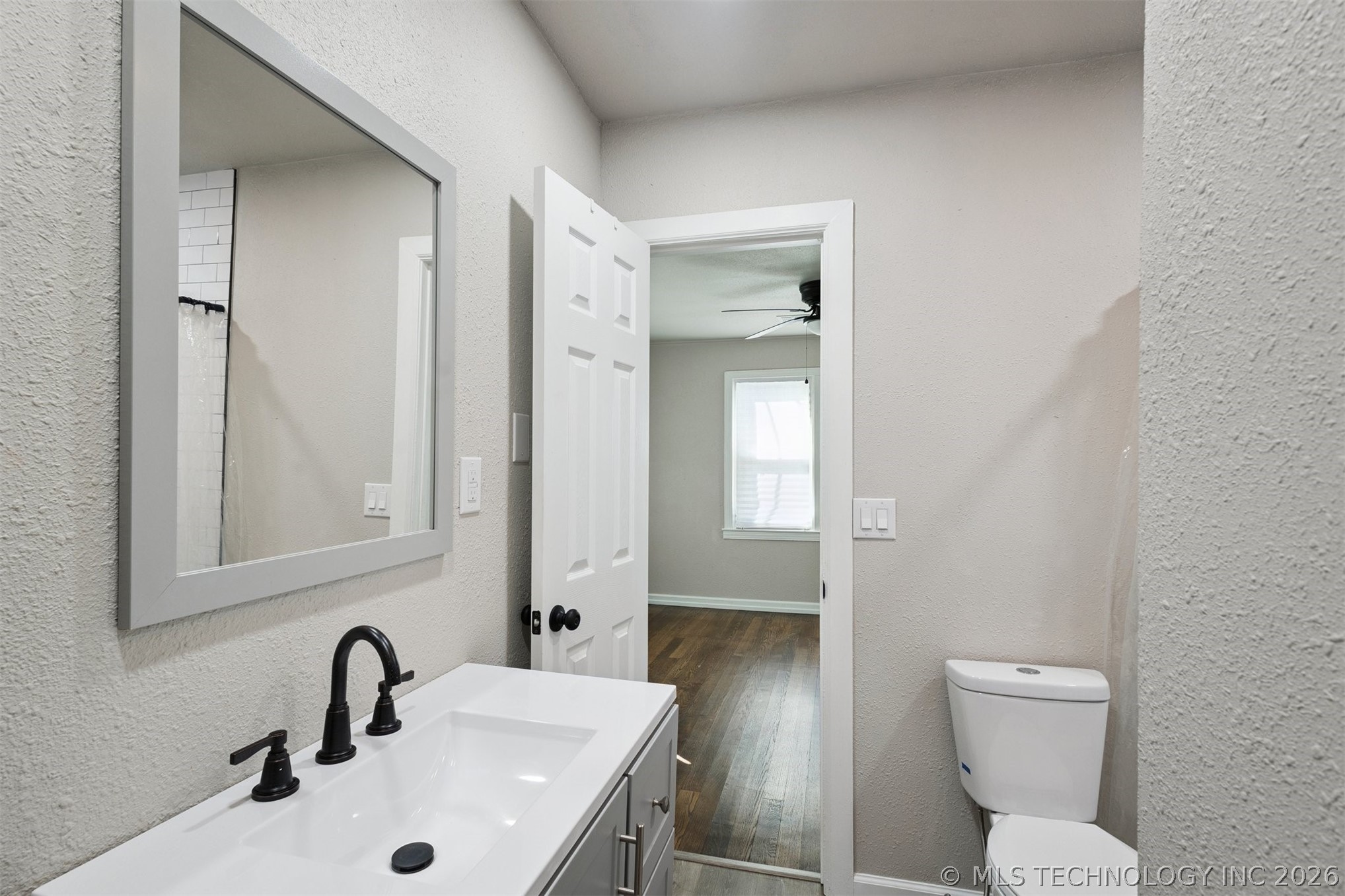 4702 E 4th Place Property Photo 20