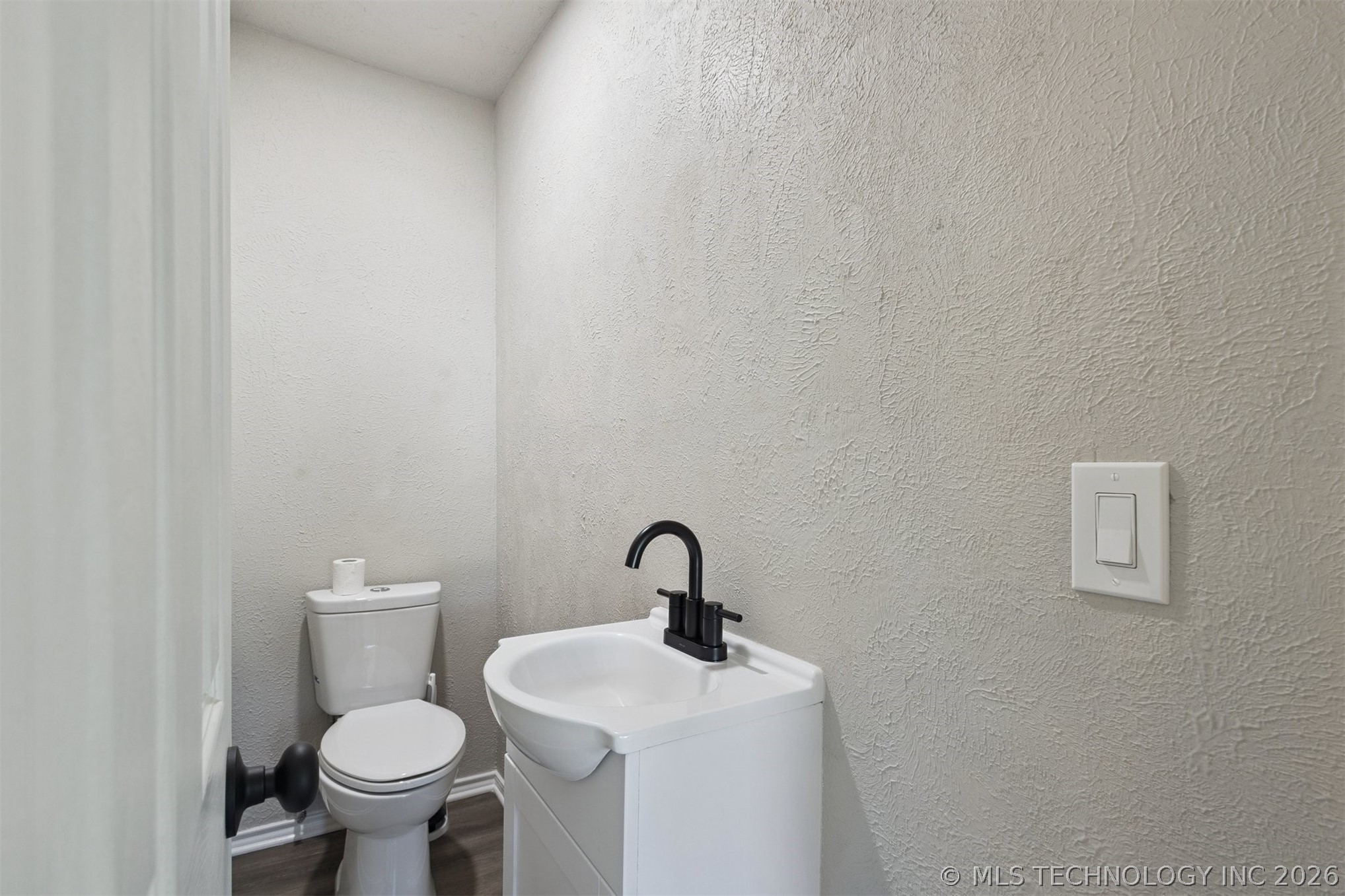 4702 E 4th Place Property Photo 26