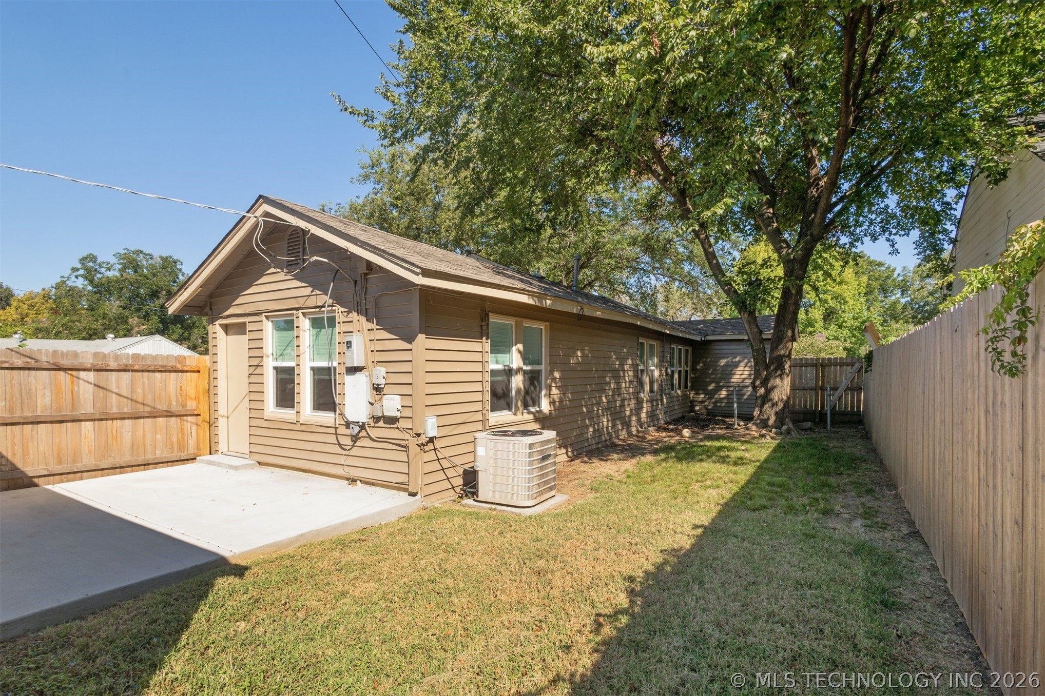 4702 E 4th Place Property Photo 38